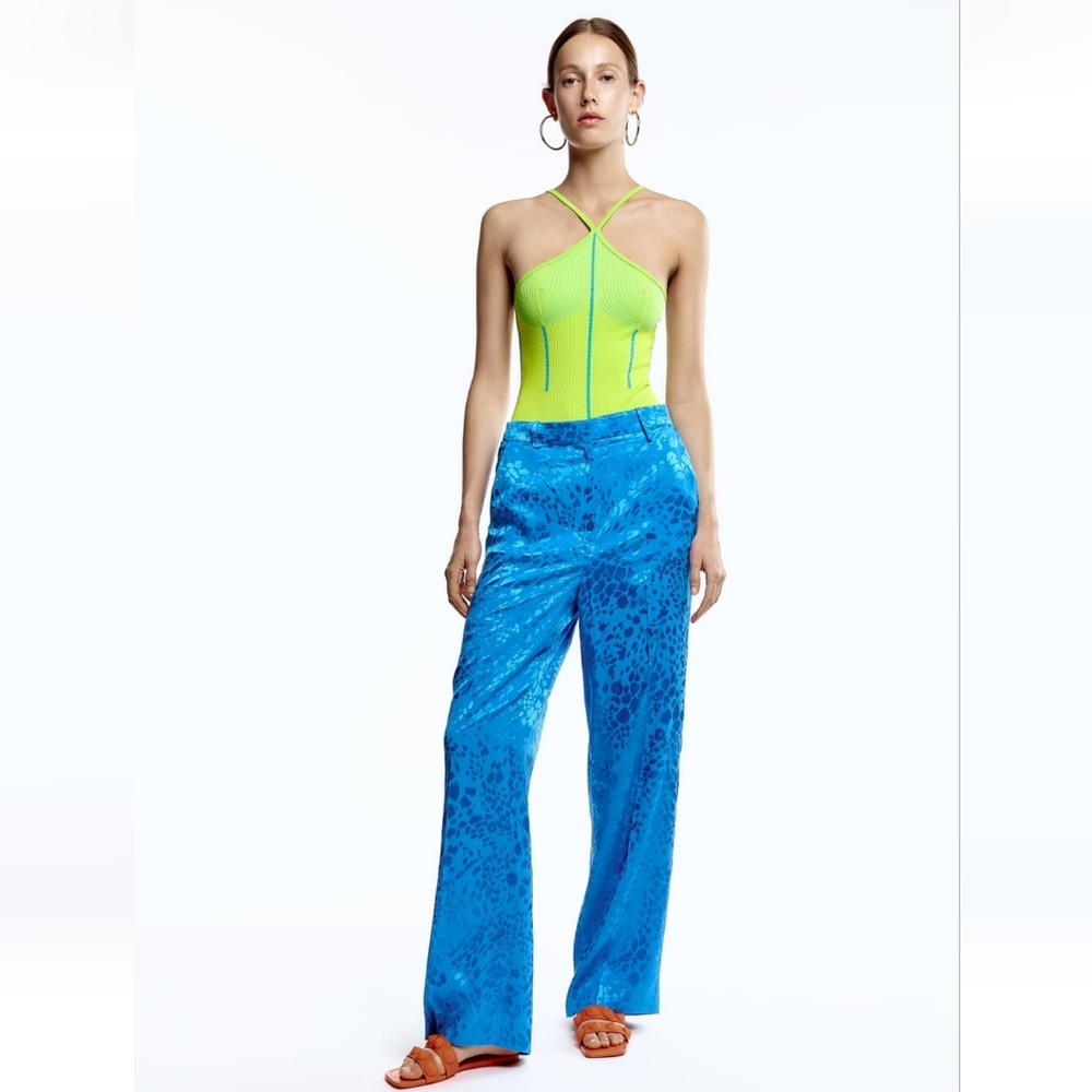 BNWT! Zara seamless bodysuit